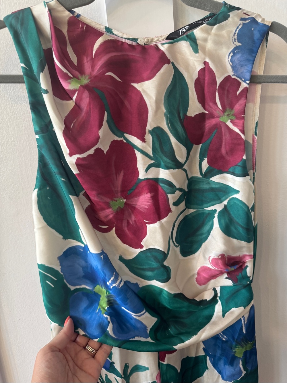 Zara Sleeveless Floral Wide-Leg Jumpsuit
Size Small - Picture 5 of 8